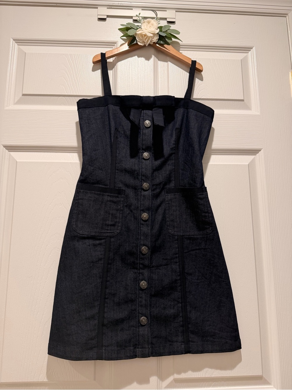 Cinq a Sept
Xia Sleeveless Bow Square-Neck Denim Mini Dress - Picture 2 of 4